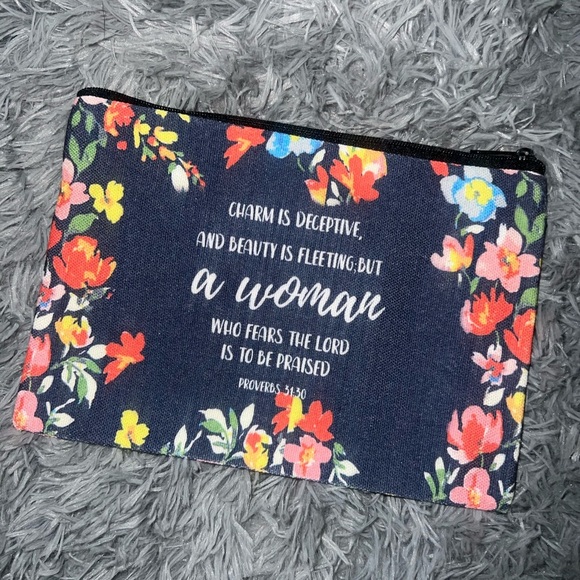 Floral Print Women's Pouch - Picture 3 of 4